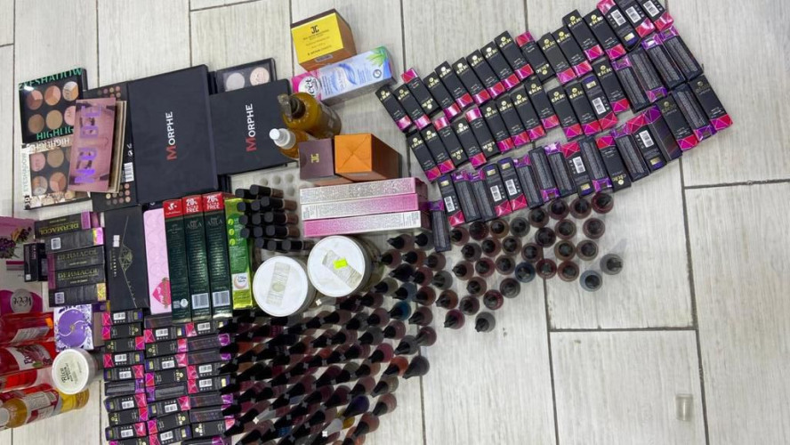 بلدية بيشة: الرقابة النسائية تُغلق منشآتٍ مخالفة وتصادر الكثير من المواد منتهية الصلاحية