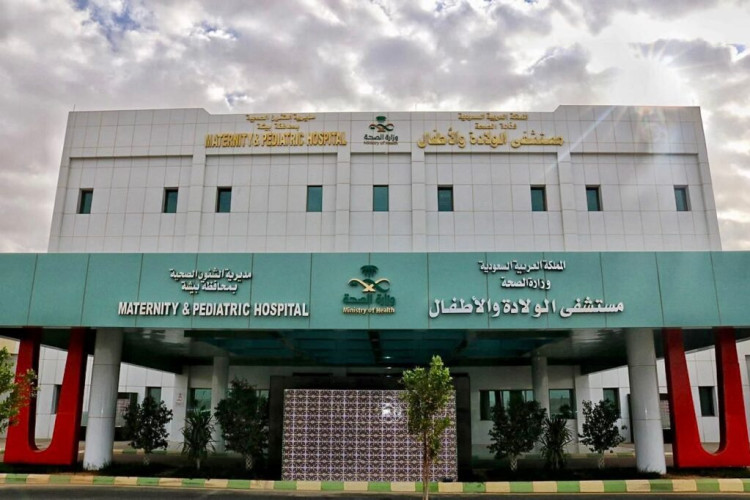 نجاح جراحة دقيقة بالمعدة لطفل رضيع بعمر 24 يوم بمستشفى الولادة والأطفال ببيشة