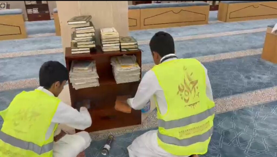 اللجنة الشبابية ببيشة تواصل تنفيذ مبادرة “مساجدنا أمانة” لـ ١٠٠ جامع ومسجد