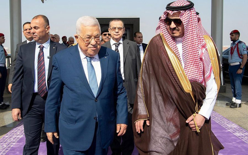 الرئيس الفلسطيني يصل إلى جدة