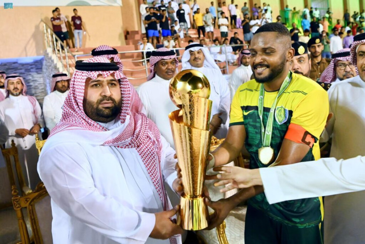 نائب أمير جازان يرعى ختام بطولة كأس رابطة الهواة لكرة القدم