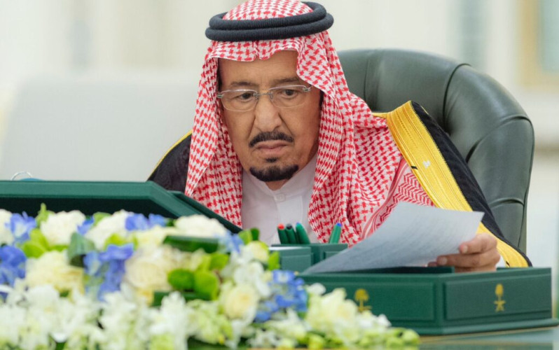 خادم الحرمين الشريفين يرأس جلسة مجلس الوزراء