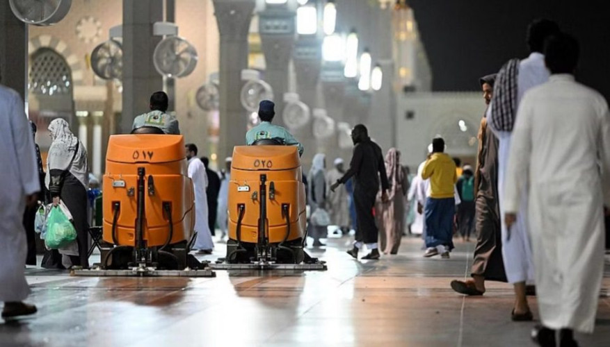 خدمات تقنية تستقبل المصلين والمعتكفين بالمسجد النبوي في العشر الأواخر من رمضان