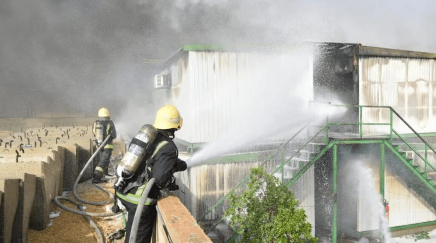 “مدني الرياض” يُخمد حريقًا نشب في بركسات سكنية.. ولا إصابات