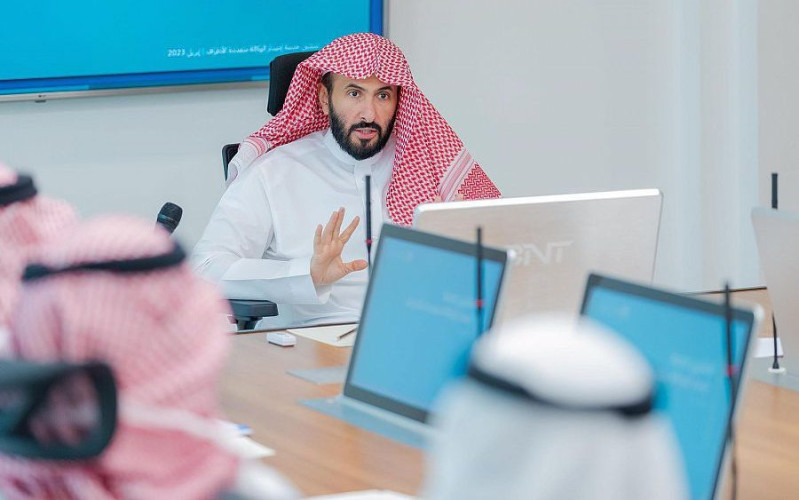 وزير العدل يوجِّه بإحالة المطالبات المالية التي لا تزيد عن 50 ألف ريال إلى مركز المصالحة