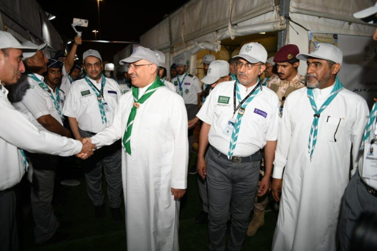 وزير التعليم يزور الفرق الكشفية المشاركة في موسم الحج