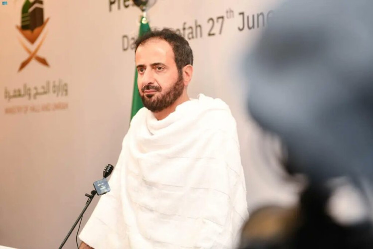 وزير الحج والعمرة يعلن نجاح خطة تصعيد الحجاج إلى مشعر عرفات ووصول عدد الحجاج لـ 1,845,045 حاجًا هذا العام