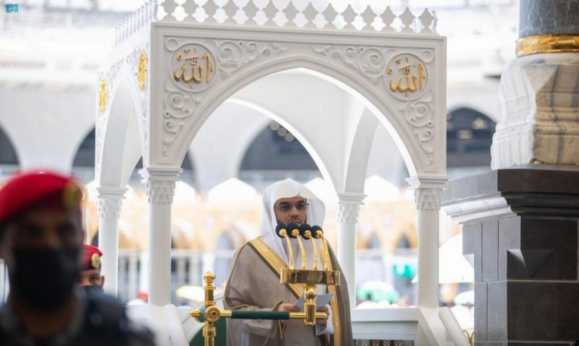 خطبتا الجمعة من المسجد الحرام والمسجد النبوي