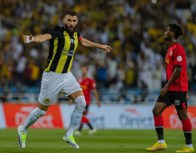 بقيادة كريم بنزيما.. الاتحاد يواصل الصدارة بعد الفوز على الرياض بأربعة أهداف