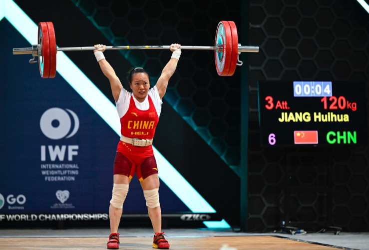 اكتساح صيني في بطولة العالم لرفع الأثقال للكبار