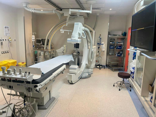 3 ساعات جراحية لإغلاق  المعدة النزفية لمريض في جدة