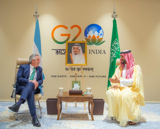 ولي العهد يلتقي رئيس جمهورية الأرجنتين على هامش انعقاد قمة مجموعة العشرين