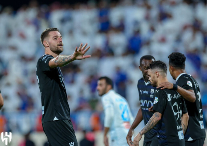 في غياب نيمار.. الهلال يستعيد صدارة الدوري السعودي بثلاثية أمام الأخدود