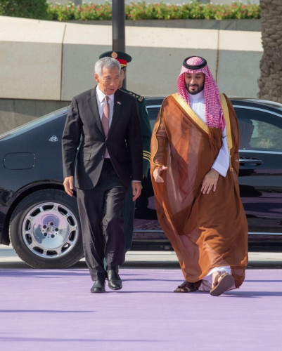 ولي العهد يستقبل رئيس وزراء جمهورية سنغافورة ويعقدان جلسة مباحثات رسمية