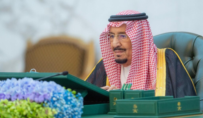 خادم الحرمين الشريفين يرأس جلسة مجلس الوزراء