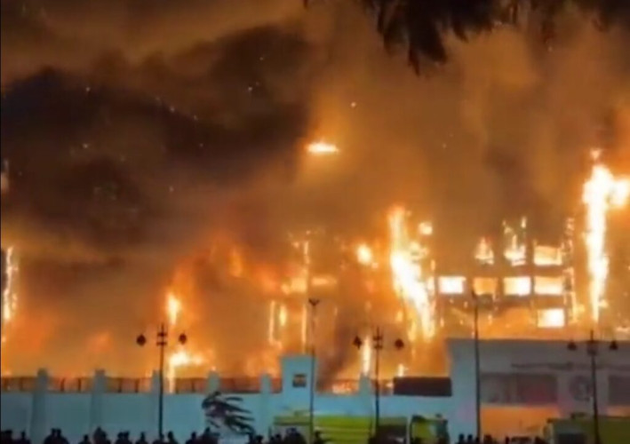 حريق هائل يلتهم مديرية أمن الإسماعيلية بمصر.. وارتفاع عدد المصابين إلى 25 شخصا