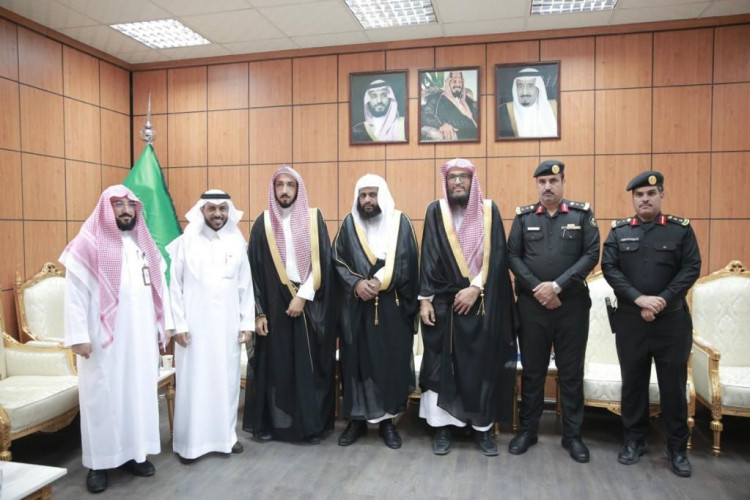 مدير عام هيئة الأمر بالمعروف في الرياض يزور مدير الدوريات الأمنية بالمنطقة
