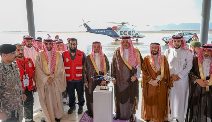 الأمير عبدالعزيز بن سعد بن عبدالعزيز يدشن طائرة الإسعاف الجوي “نايلات”