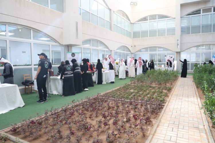 “تمكن” يحتفي باليوم العالمي للتطوع بمشاركة أكثر من 100 متطوع