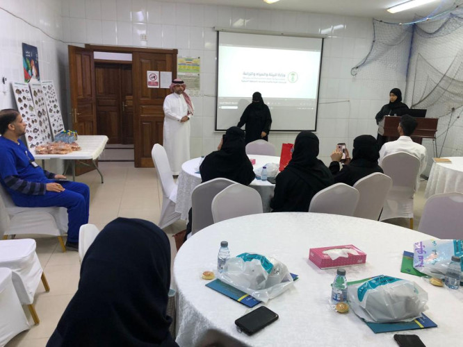 بيئة الشرقية تستضيف مجموعة من اعضاء هيئة التدريس وطالبات جامعة الإمام عبد الرحمن