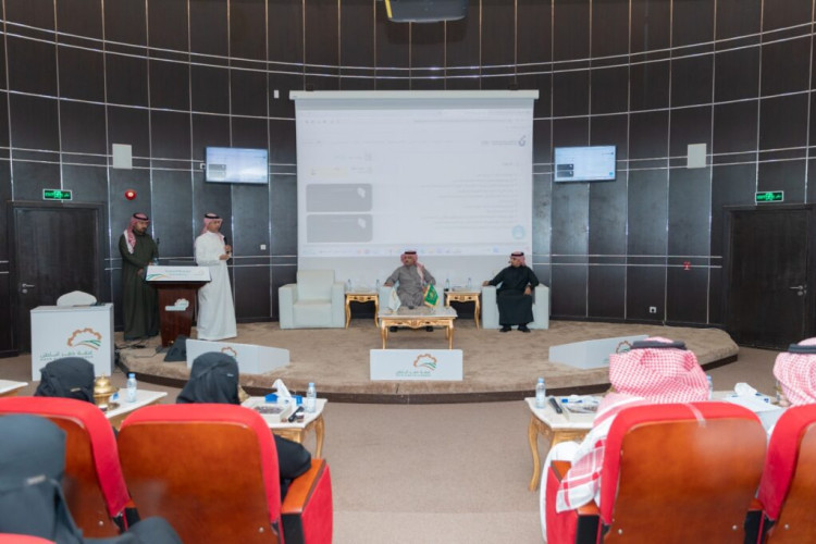 خلال اللقاء المفتوح مع رئيس وأعضاء غرفة حفرالباطن.. اطلاق بوابة التوطين والتوظيف وبرامج دعم وتمويل رواد الأعمال