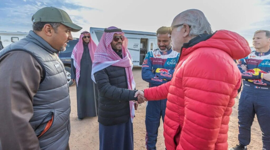 نائب أمير منطقة حائل يزور مخيم المبيت لرالي داكار السعودية ٢٠٢٤‏