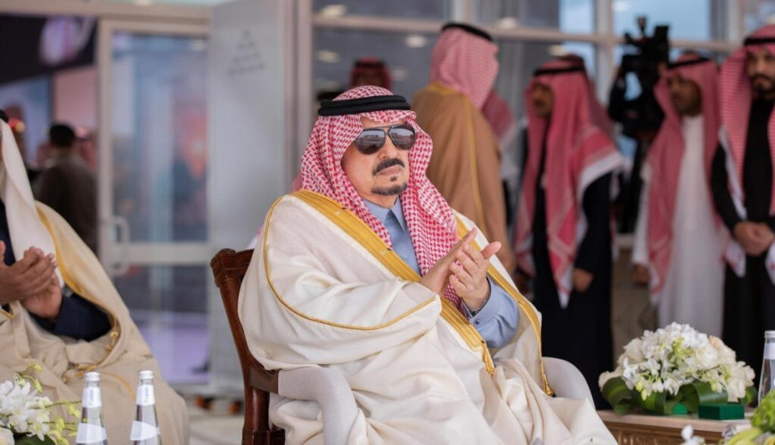تحت رعاية خادم الحرمين الشريفين ونيابة عن ولي العهد.. أمير منطقة الرياض يحضر الحفل الختامي لمهرجان الملك عبدالعزيز للإبل