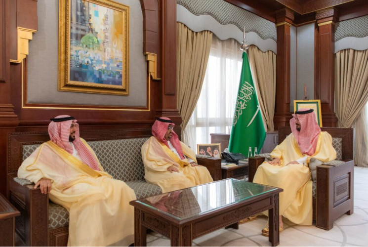 الأمير سلمان بن سلطان يستقبل القيادات الصحية بمنطقة المدينة المنورة