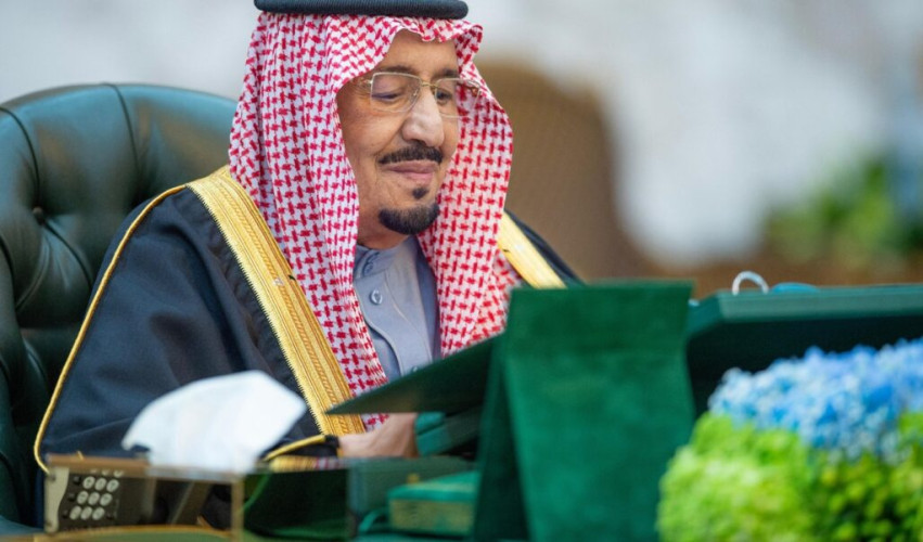 خادم الحرمين الشريفين يرأس جلسة مجلس الوزراء