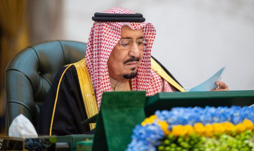 خادم الحرمين الشريفين يرأس جلسة مجلس الوزراء