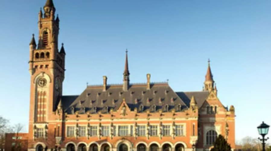 جلسة محاكمة “إسرائيل”.. جنوب أفريقيا تطالب بحصانة للمدنيين في غزة: “مزقوا الشعب الفلسطيني”