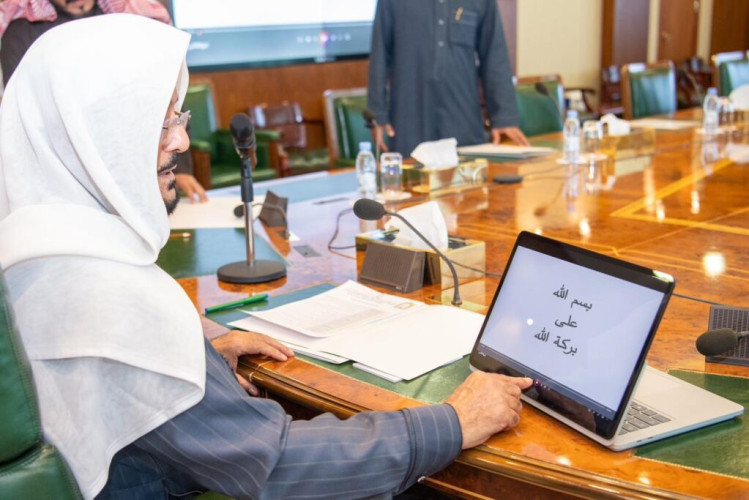 وزير الشؤون الإسلامية والدعوة والإرشاد يدشن المخيم الدعوي بمحافظة شقراء