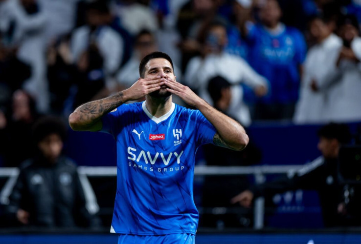 الهلال يكتسح الرائد 3-1 فى دوري روشن السعودي