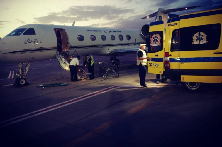 نقل مواطنين اثنين عبر طائرة الإخلاء الطبي لاستكمال علاجهما في المملكة