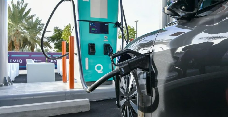 “الأمانة”: تفعيل مخالفات شحن المركبات الكهربائية بالعاصمة المقدّسة