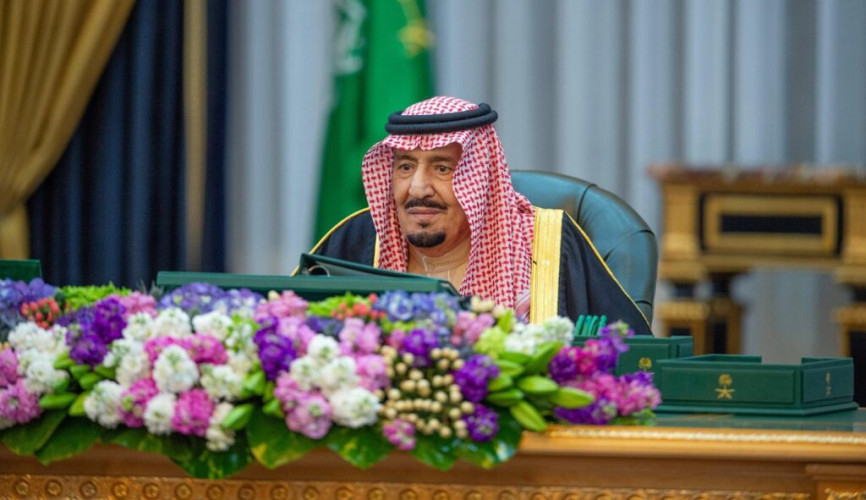 خادم الحرمين الشريفين يرأس جلسة مجلس الوزراء