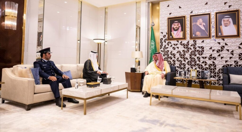 الأمير عبدالعزيز بن سعود يستقبل سفير دولة قطر لدى المملكة