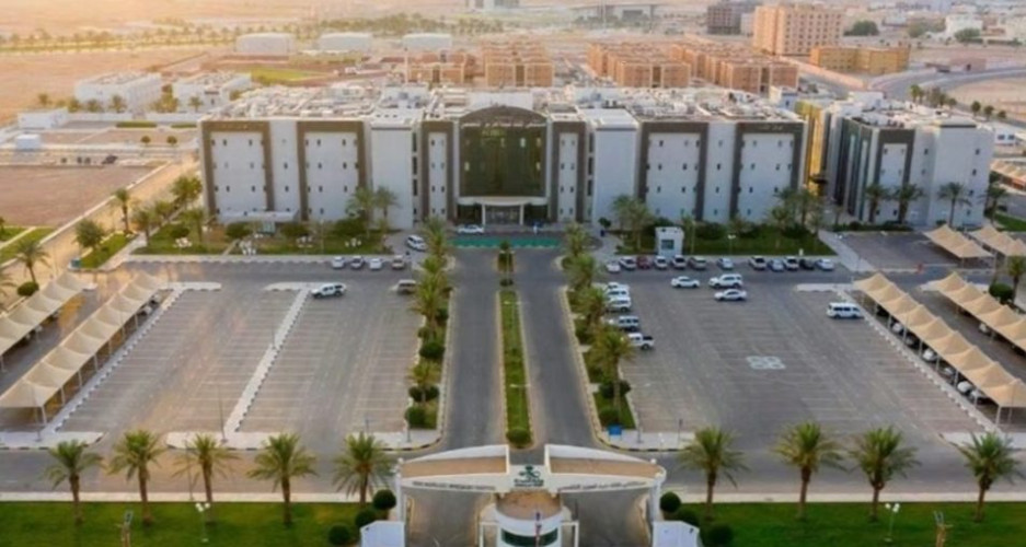 استئصال ورم بتقنية الأشعة التداخلية.. عملية نادرة ونوعية بمستشفى الملك عبدالعزيز بالطائف