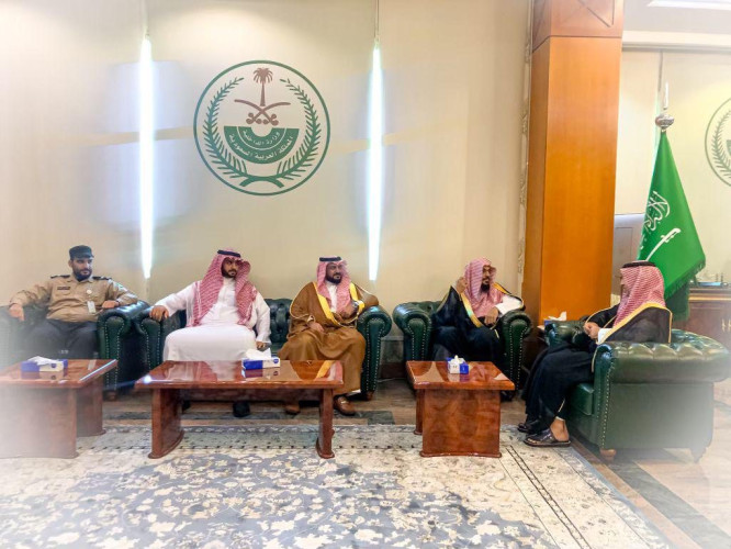محافظ ينبع يلتقي بالمدير العام لفرع وزارة الشؤون الإسلامية بمنطقة المدينة المنورة