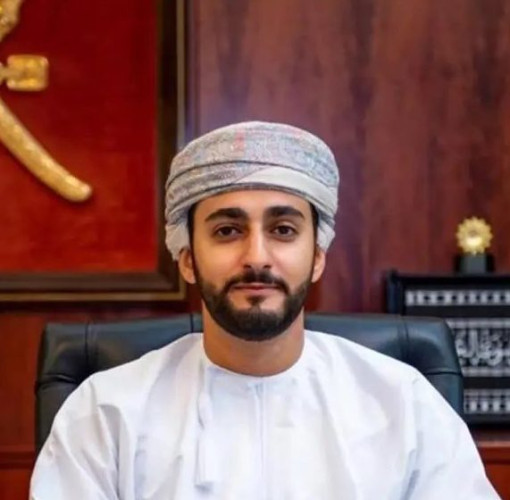 وزير الثقافة والرياضة والشباب العماني يصل الرياض