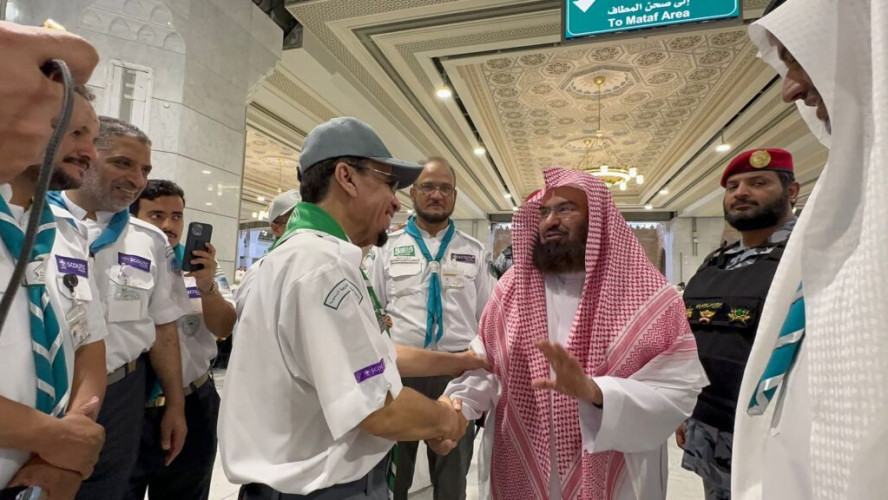 معالي الشيخ “السديس” يُشيد بجهود “الكشافة” في الحرمين الشريفين