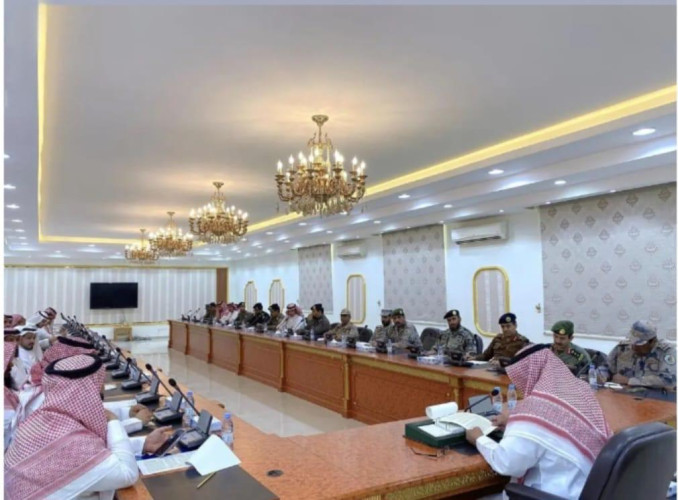 محافظ شرورة يرأس اجتماع لجنة الحج بالمحافظة