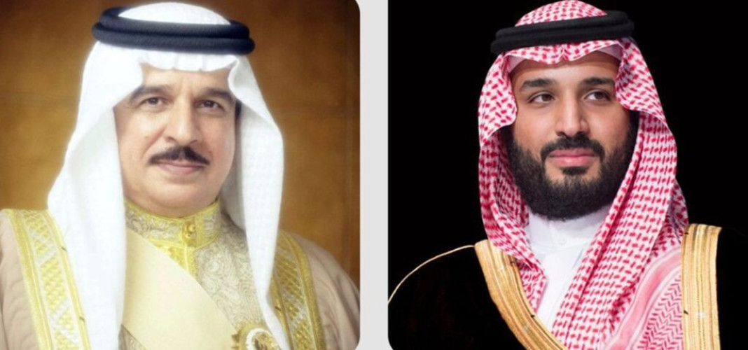 ولي العهد يتلقى اتصالاً هاتفياً من ملك البحرين