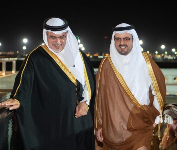 ولي عهد مملكة البحرين يصل إلى جدة