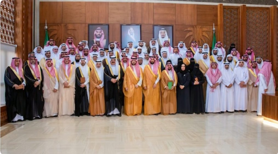 نائب أمير الشرقية يُكرّم شركاء مركز الملك عبدالعزيز للتواصل الحضاري