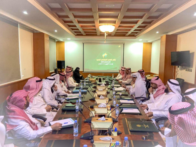 محافظ ينبع يرأس اجتماع المجلس المحلي الثاني