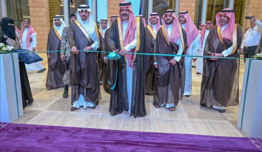 أمير منطقة حائل يدشّن حزمة من المشاريع الجديدة في جامعة حائل