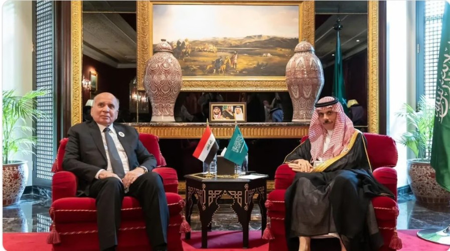 المنامة.. فيصل بن فرحان يلتقي نائب رئيس مجلس الوزراء العراقي