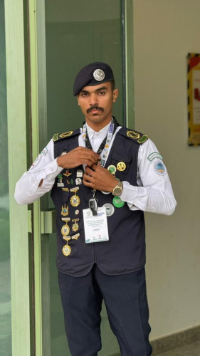 “كشاف” يُخمد حريقا بعد تصاعد أعمدة الدخان في “حي العزيزية” بمكة المكرمة