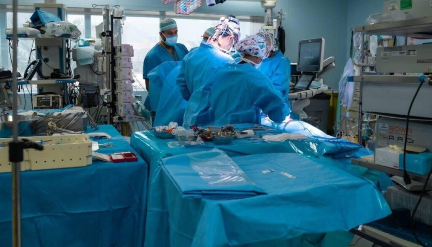 “الصحة” تنقذ حياة حاجة تركية تعاني من جلطة قلبية حادة